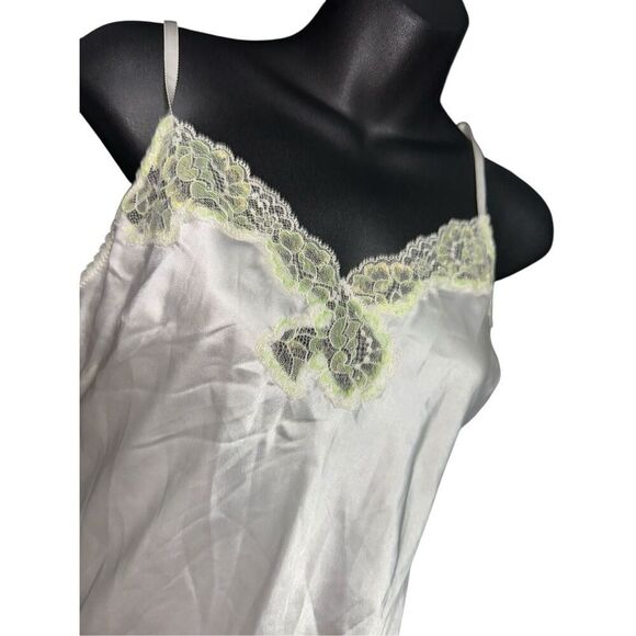 Beautiful Victoria's Secret Lace chemise dress Babydoll size large S/P cream mul - Picture 3 of 10